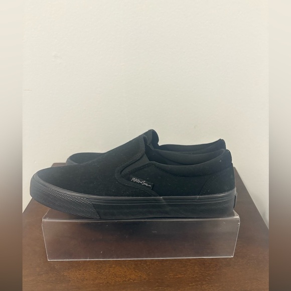 Maui and Sons Classic Black Loafers . NWOT - Picture 2 of 7